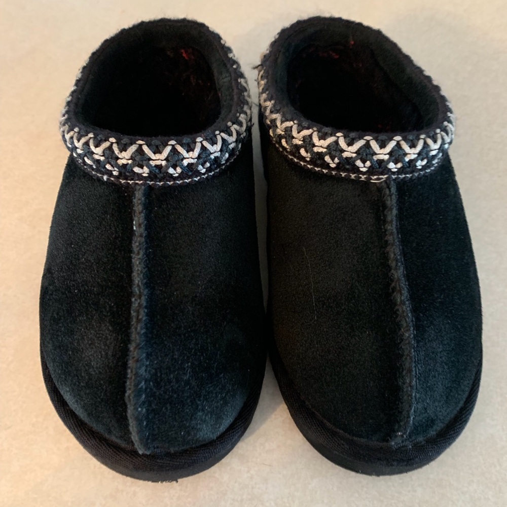 UGG toddler girl clogs size 10 toddler